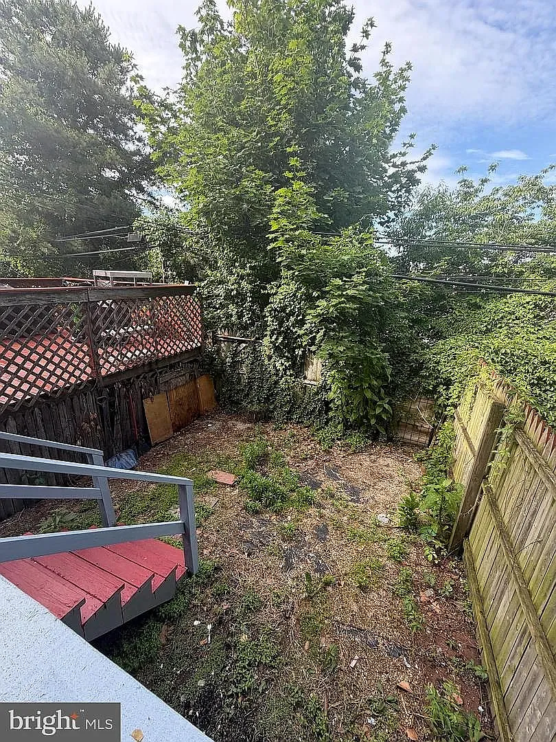 3 bed, 1.5 bath, 1548 sqft, $1,700 — Photo 4