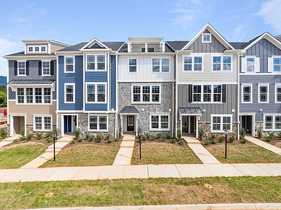 3rd image of 133 Park Ridge Dr