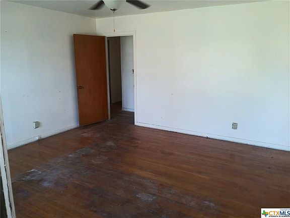 5th image of 1202 Redondo Dr