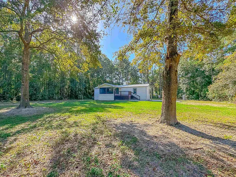 16957 Lake Christiana Ct — Photo 36