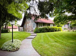 8734 Arbor St, Duluth, MN 55808