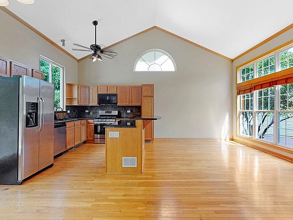 5th image of 2283 N Blue Grass Ct