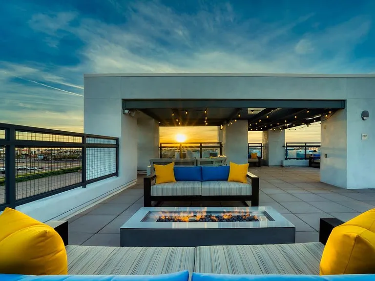 Cuvee Apartments — Photo 20
