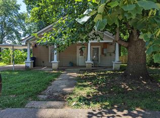 376 E College St, Dyer, TN 38330