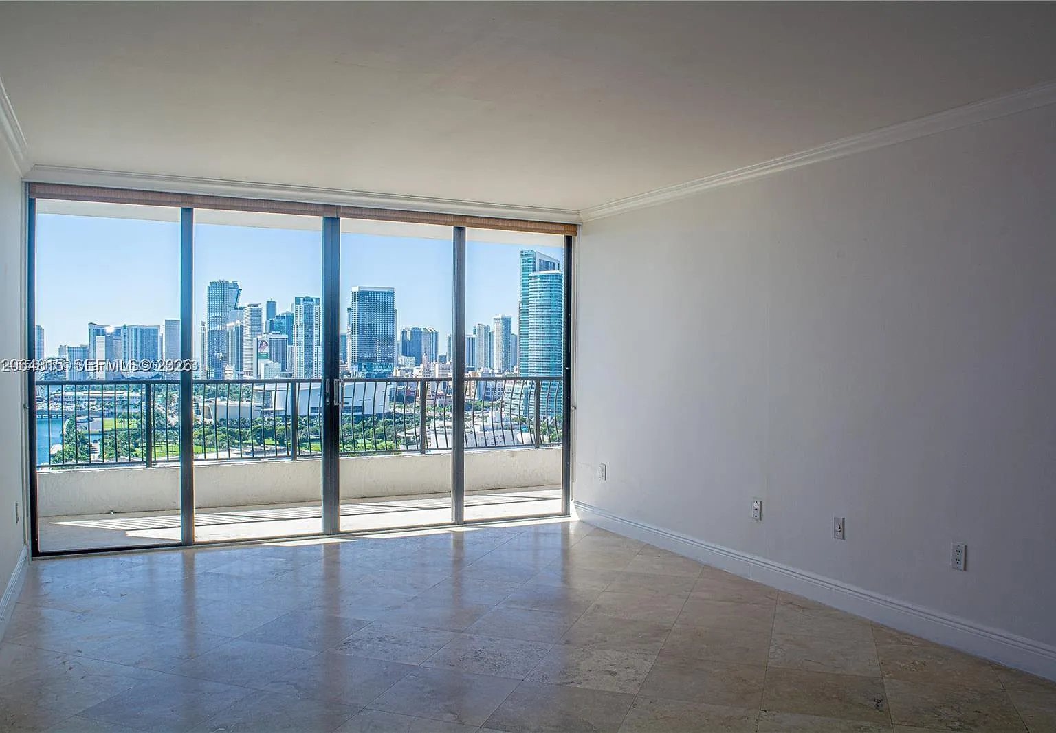 1 bed, 1.5 bath, 800 sqft, $2,700 — Photo 3