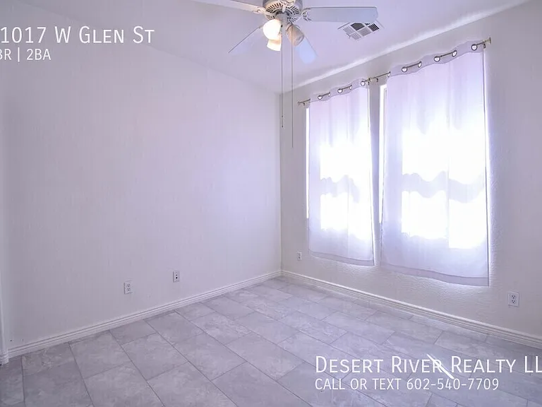 21017 W Glen St — Photo 6
