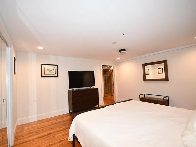 55 E Main St #207 — Photo 8