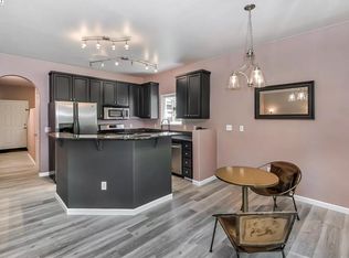 8221 SE Aspen Summit Dr UNIT 11, Portland, OR 97266