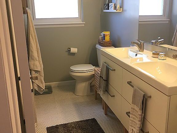 5th image of 23028 Cora Ave