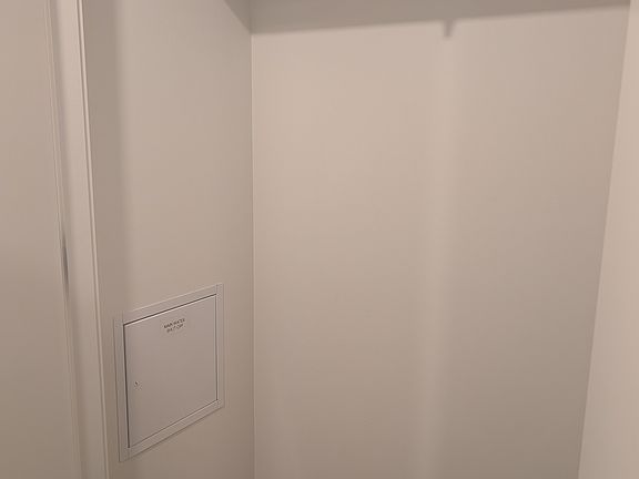 5th image of 1488 Bertram St #2009