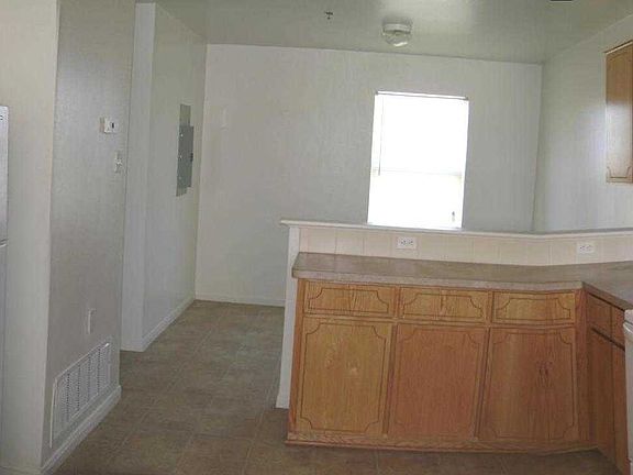 4th image of 3805 Turner Ave APT D