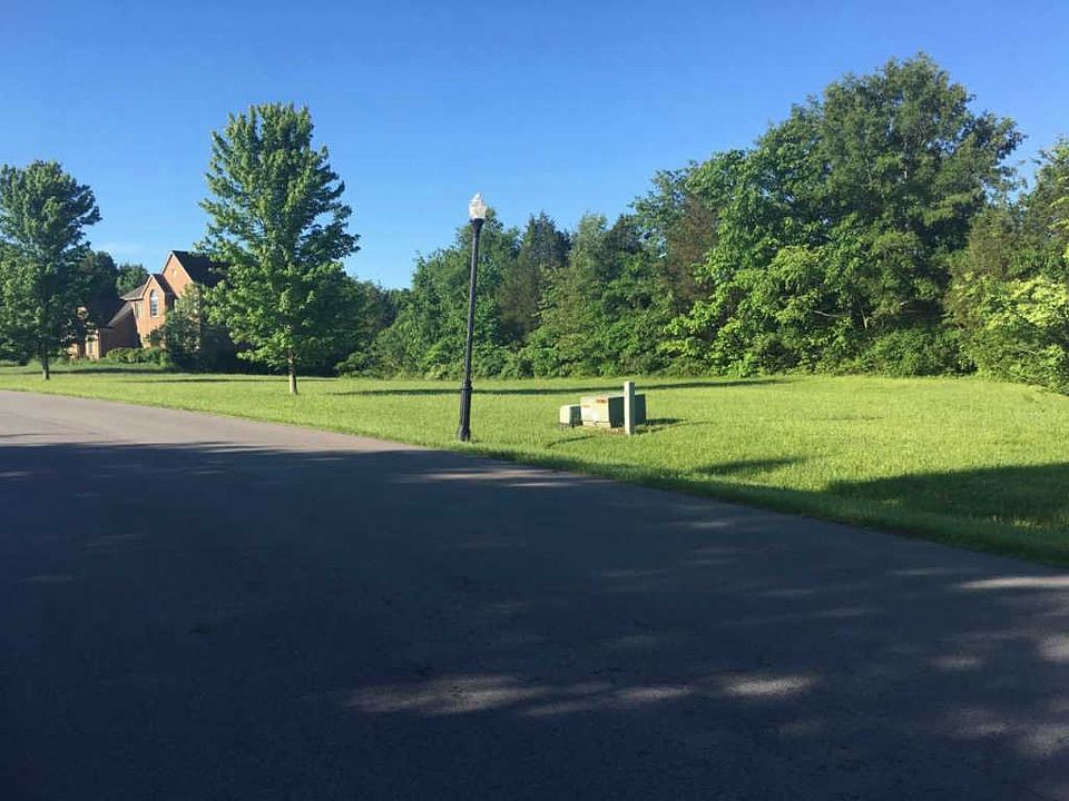 2nd image of 57 Saddle Ridge Trl