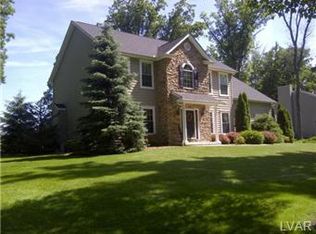 5771 Shady Ln, Bath, PA 18014