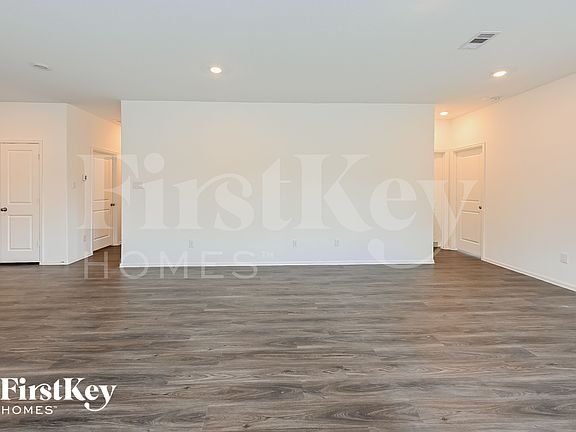 4th image of 5228 Pine Pass Dr