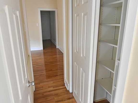 2nd image of 336 Lombard St #1
