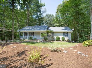 8287 Lincoln Dr, King George, VA 22485