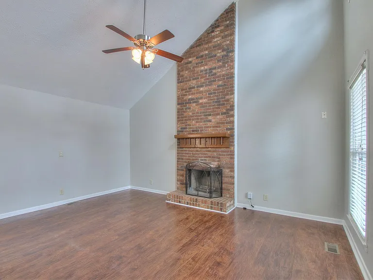 4925 Kilimanjaro Dr — Photo 7