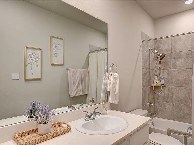 7215 Clearwater Cove Dr — Photo 8
