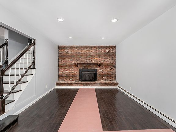 3rd image of 1454 Hummel Ave