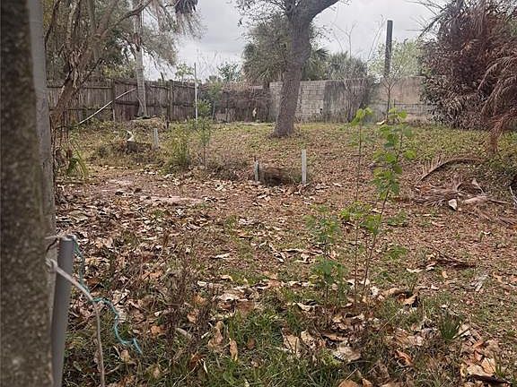 4th image of 830 Berkshire Rd