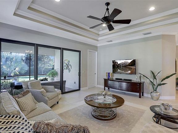 2nd image of 9169 Isla Bella Cir