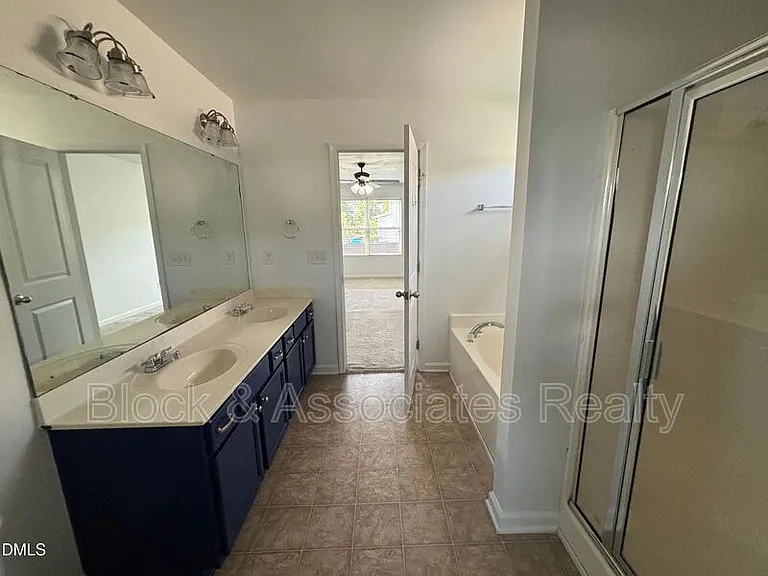 101 Red Bird Dr — Photo 38