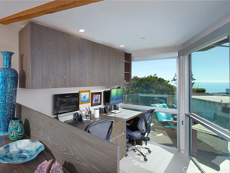 2680 Victoria Dr — Photo 10