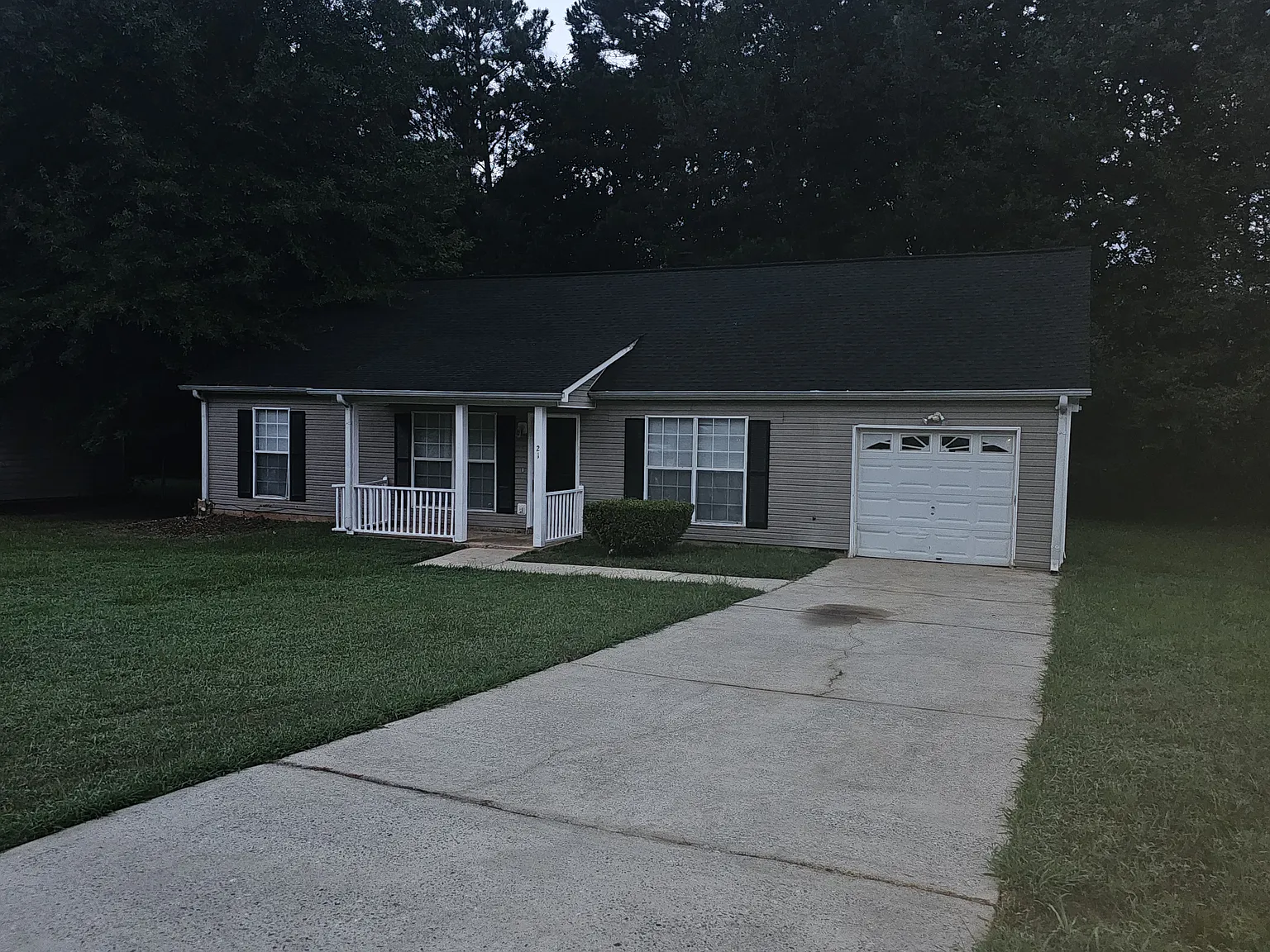 3 bed, 1500 sqft, $1,895 — Photo 2
