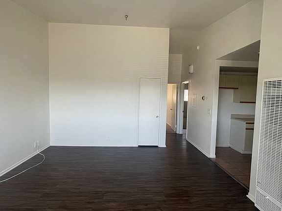4th image of 13528 Lemoli Ave APT 17
