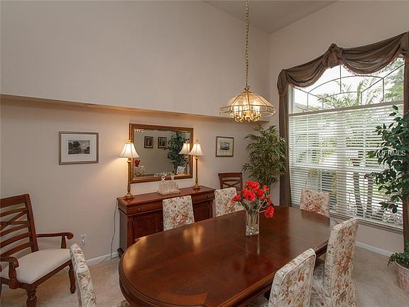 Dining R has new full buffet