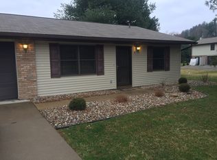1232B Schneiders Crossing Rd NW #B, Dover, OH 44622