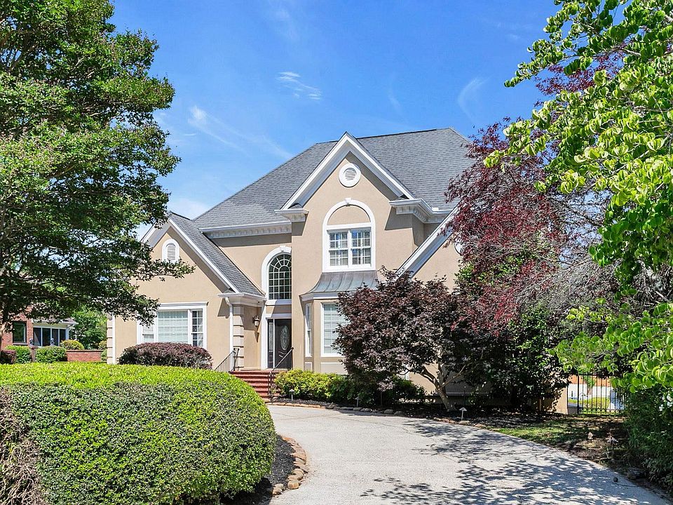 1st image of 11 Country Squire Ct