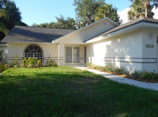989 Franciscan Ave, Sebastian, FL 32958
