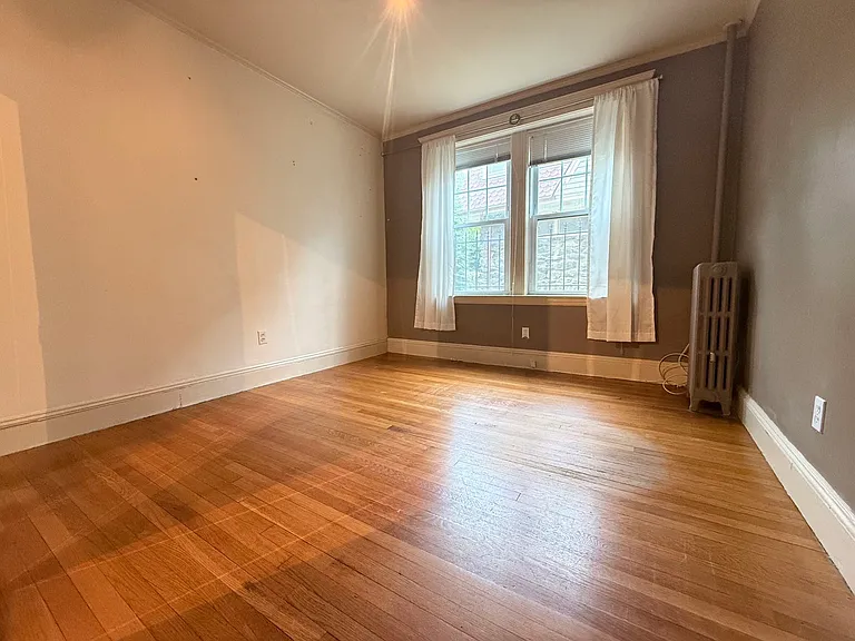 15 Colliston Rd #5 — Photo 5