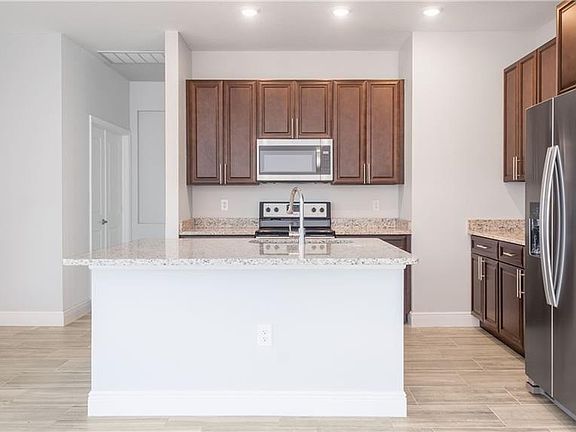 3rd image of 445 Gannet Ct