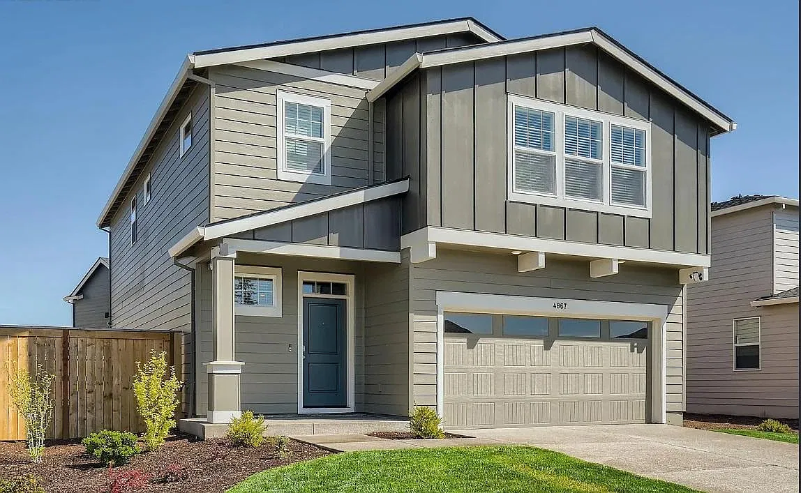 4 bed, 2251 sqft, $2,999 — Photo 3