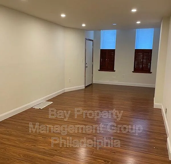 1432 W Venango St #1 — Photo 3