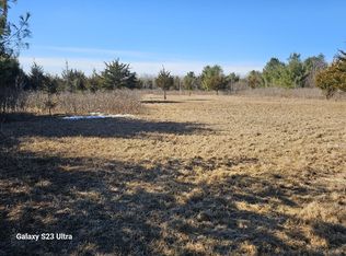 Three Rivers Rd, Gladwin, MI 48624