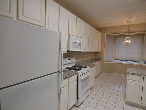 3rd image of 541 Hough St APT 101