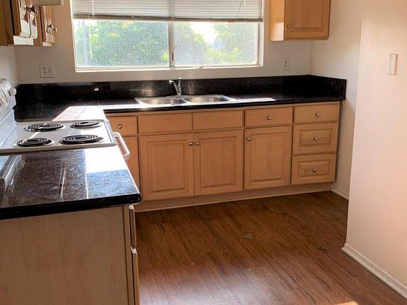 3rd image of 8140 Bright Ave APT 6
