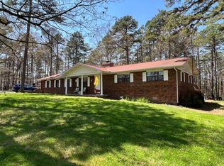 186 County Road 207, Eureka Springs, AR 72632