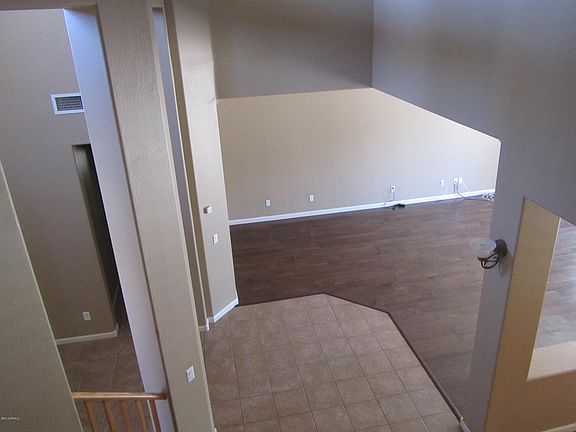4th image of 213 W Pelican Dr