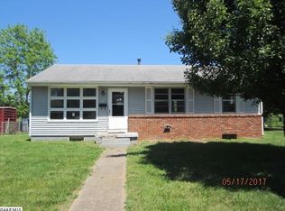 107 Howard Ave, Waynesboro, VA 22980