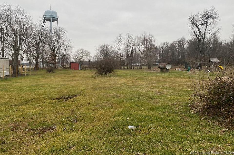 2nd image of 125 Village Ln