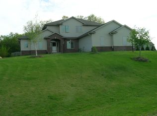 7171 Welford Pl, Sun Prairie, WI 53590
