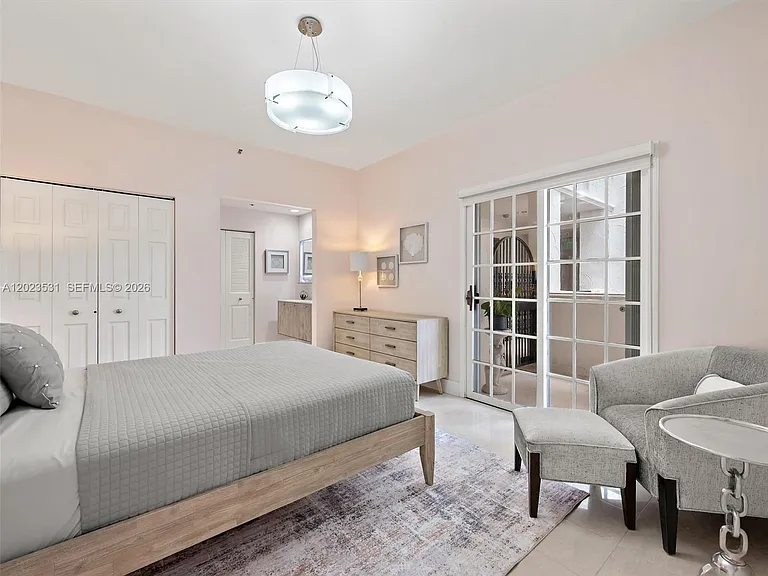 2425 Fisher Island Dr #5205 — Photo 22