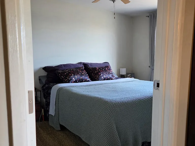 105 S River Rd #A — Photo 2