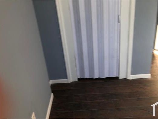 4th image of 371 Nye Ave #3B
