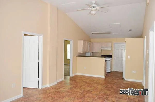 1109-1148 Greentree Ct — Photo 6