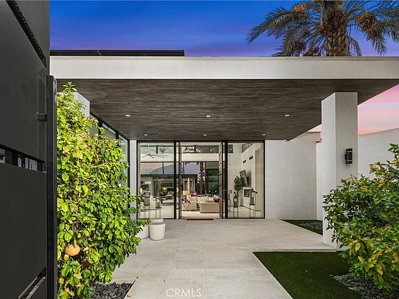 3rd image of 8 Makena Ln